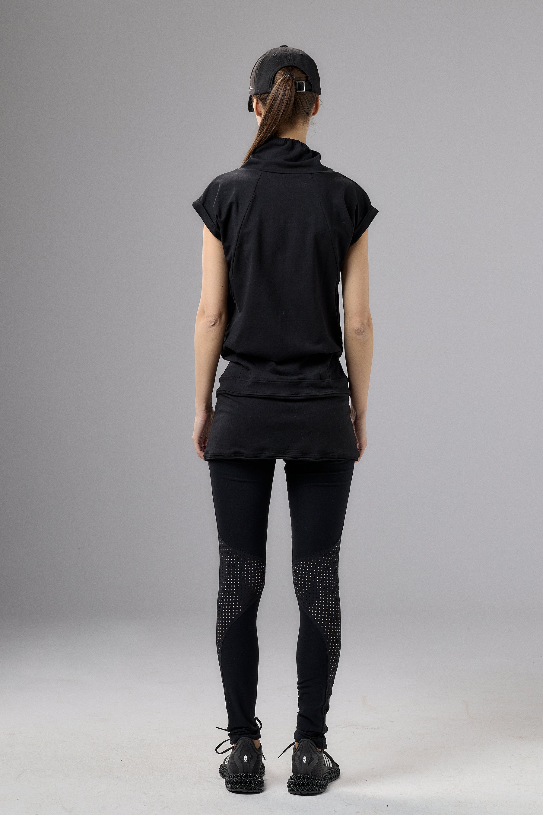 NEUTRAL GRAY YOGA TUNIC TOP