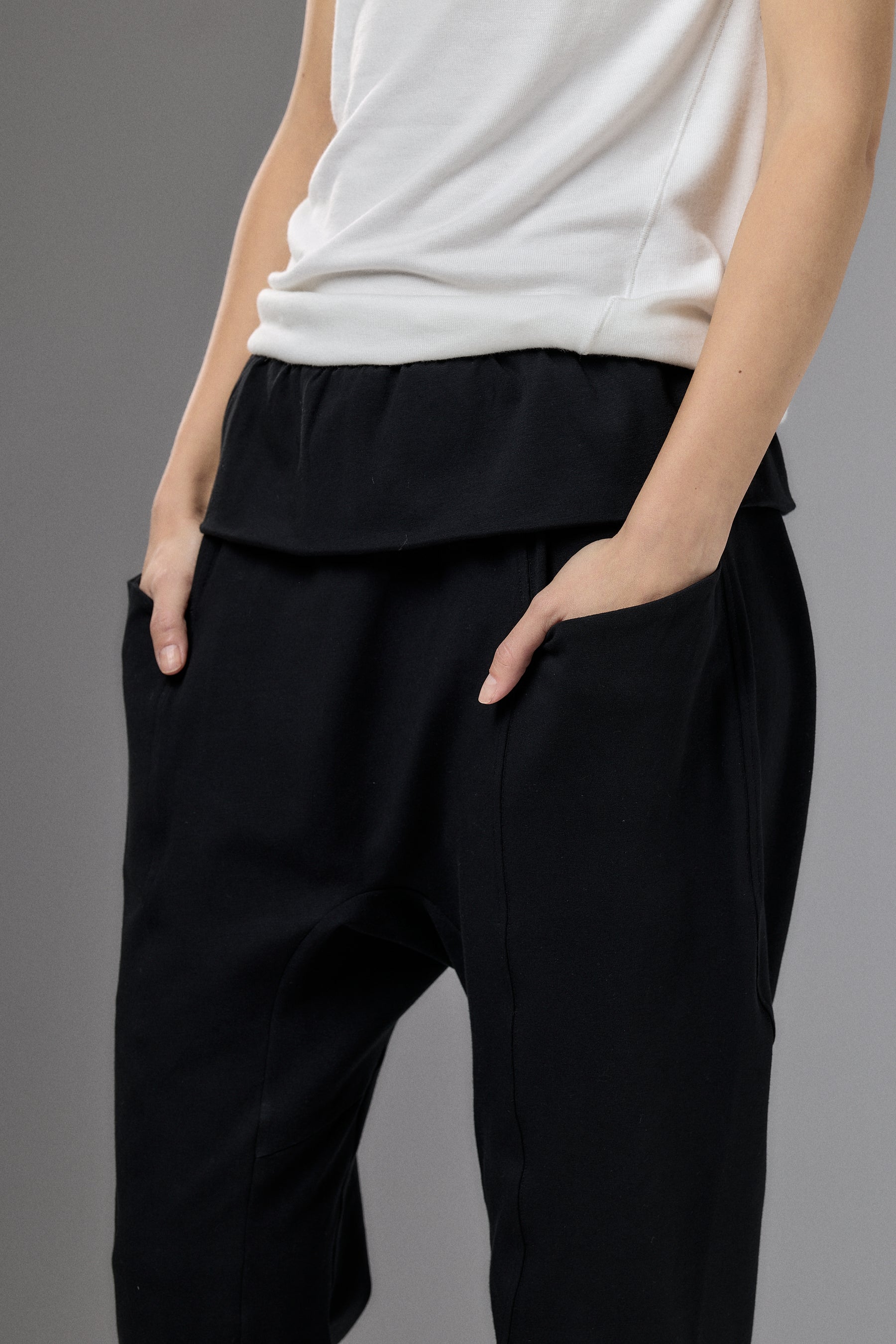 OLIVE GREEN DROP CROTCH PANTS WITH POCKETS