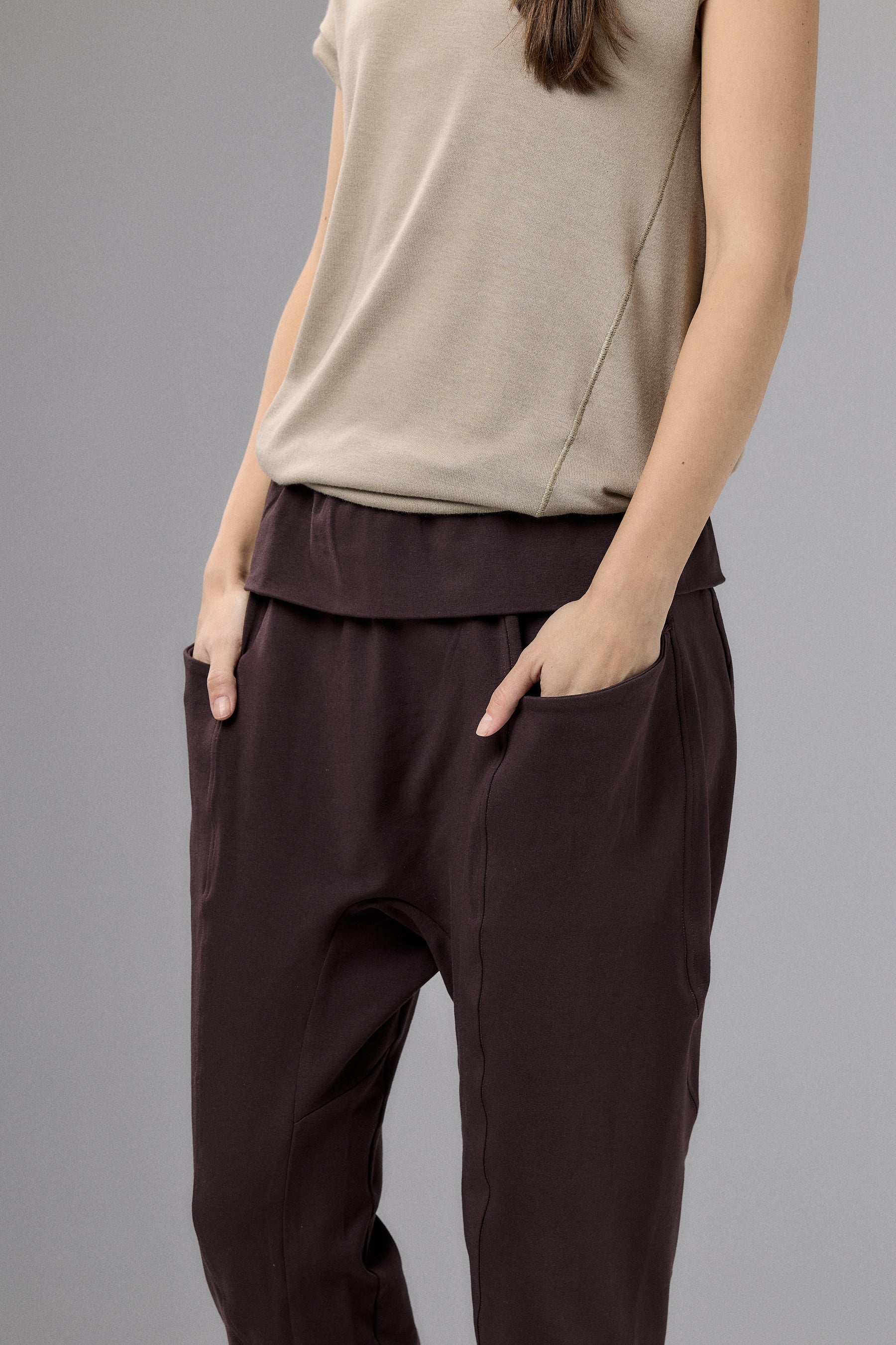 OLIVE GREEN DROP CROTCH PANTS WITH POCKETS