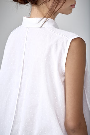 SLEEVELESS COTTON SHIRT