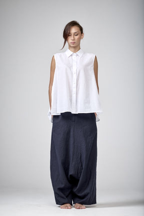 SLEEVELESS COTTON SHIRT