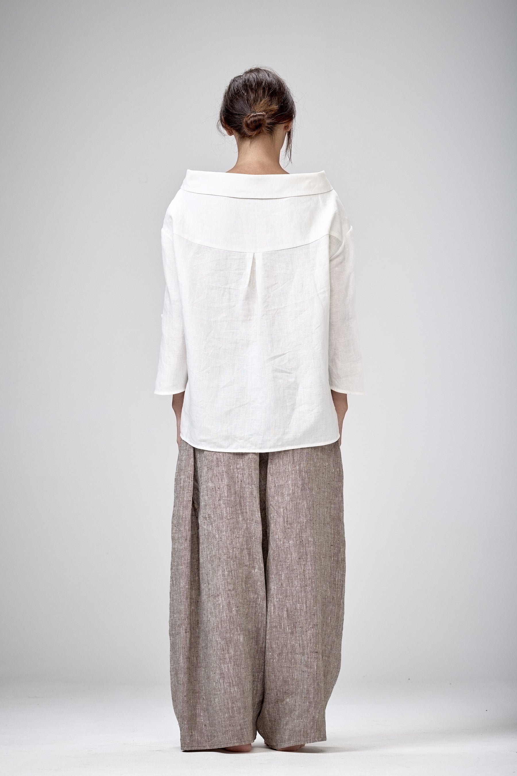INK BLUE LOW CROTCH LINEN PANTS