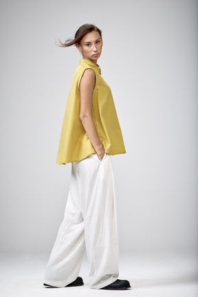 SLEEVELESS COTTON SHIRT