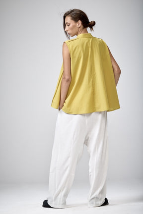 SLEEVELESS COTTON SHIRT