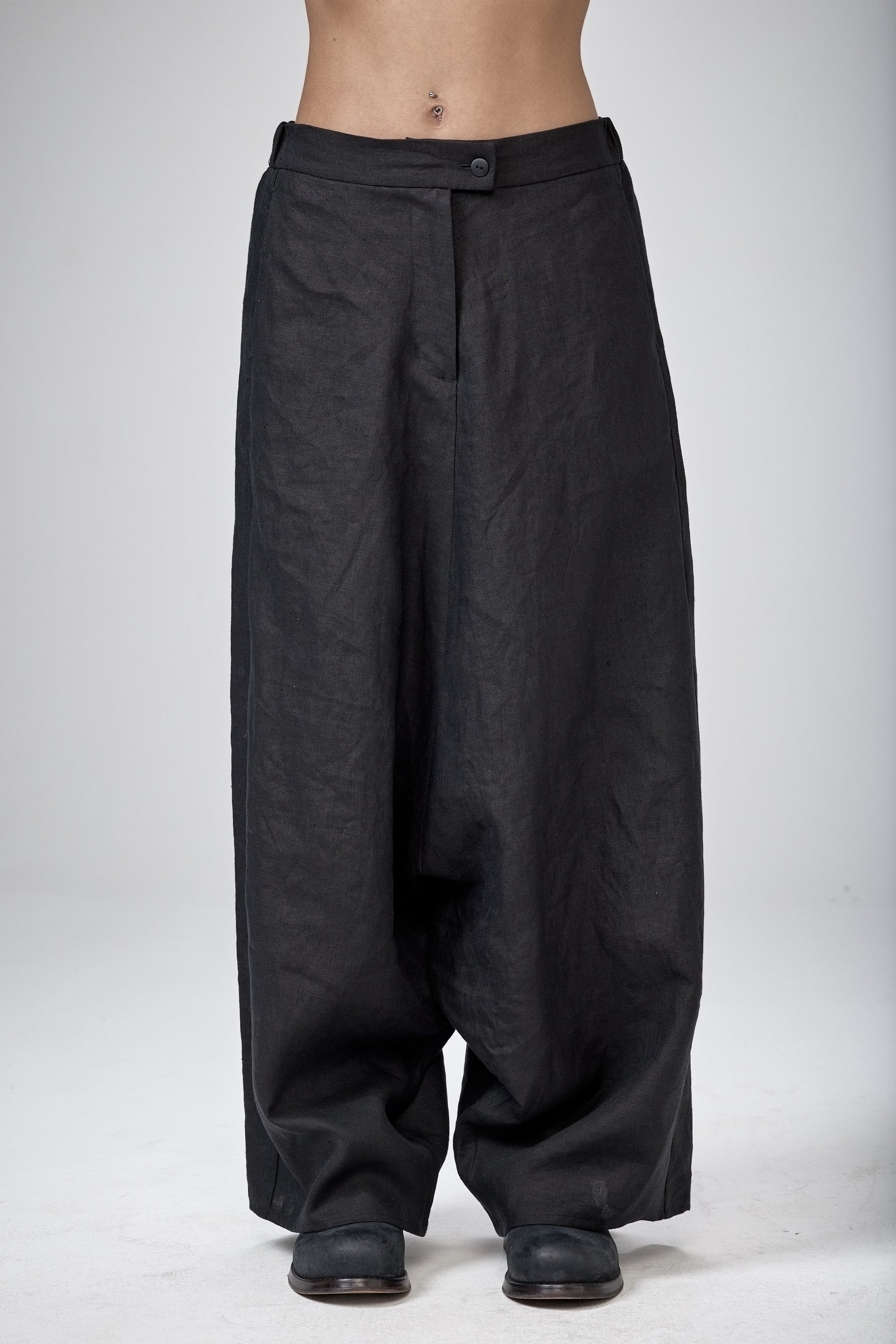 INK BLUE LOW CROTCH LINEN PANTS
