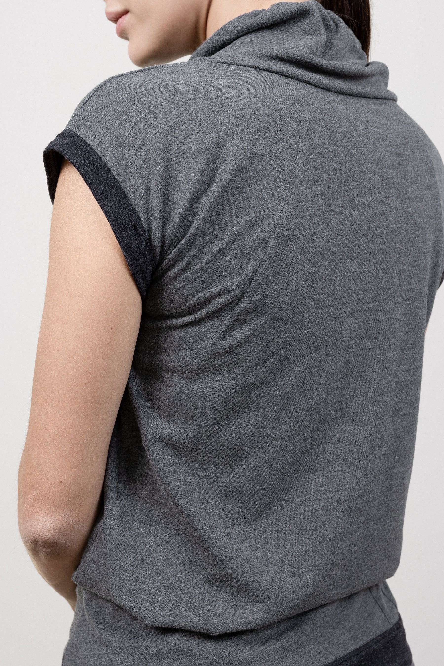 NEUTRAL GRAY YOGA TUNIC TOP