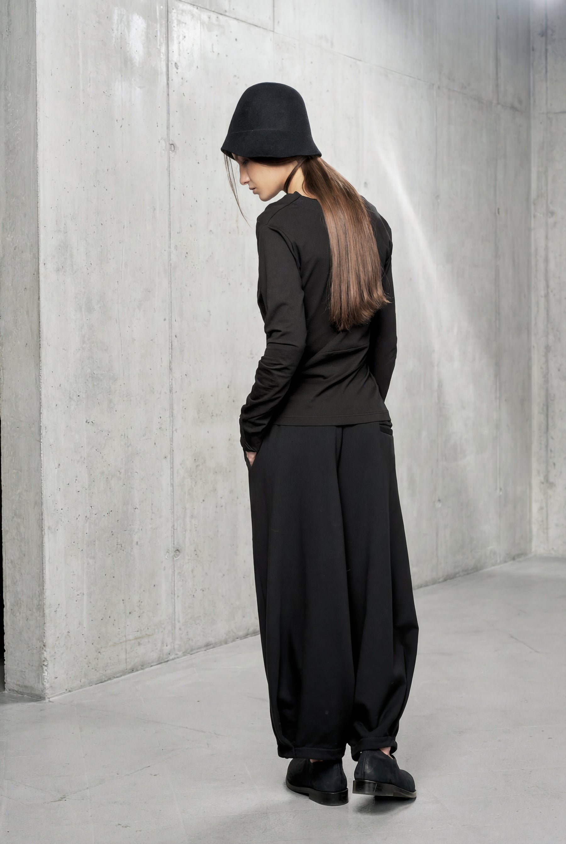 BLACK WIDE DROP CROTCH COTTON PANTS