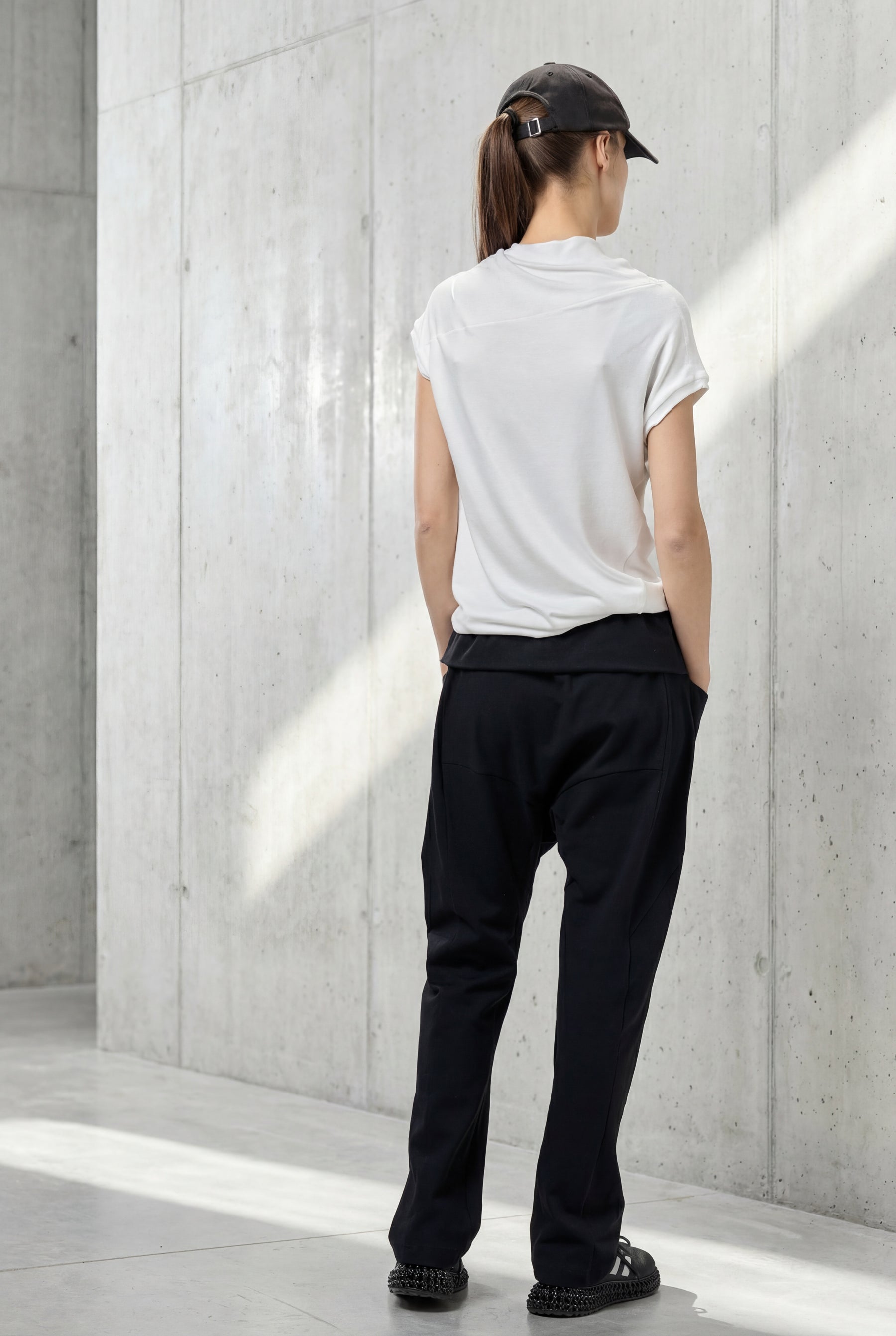 BLACK DROP CROTCH PANTS WITH POCKETS