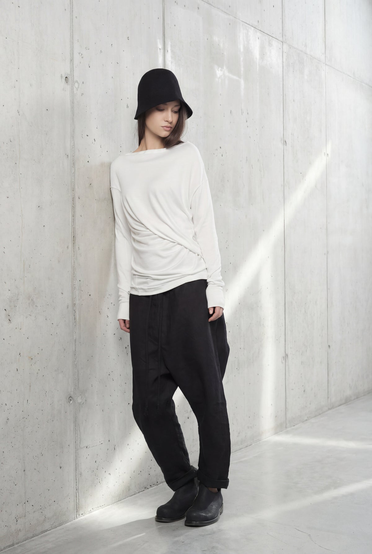 BLACK DRAPED WRAP LONG SLEEVE TOP