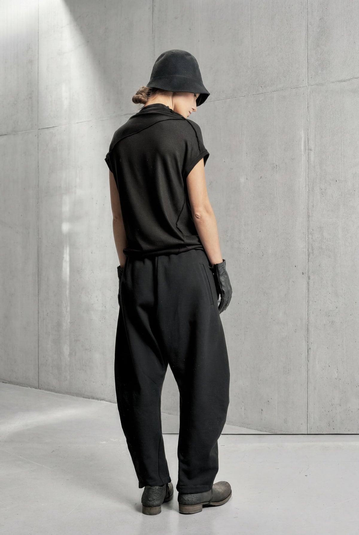 BLACK BALLOON FRENCH TERRY PANTS