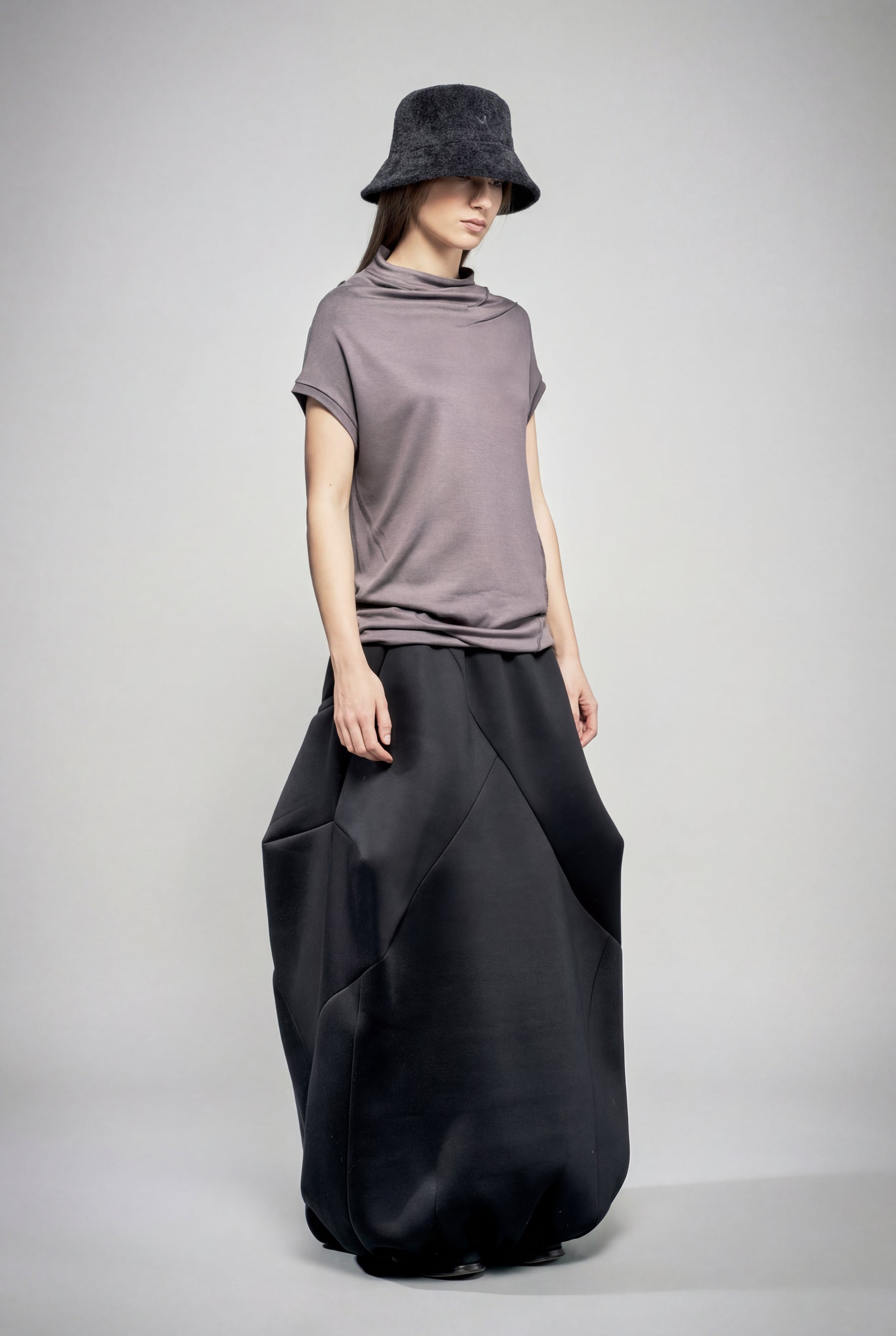 BLACK NEOPRENE BALLOON SKIRT