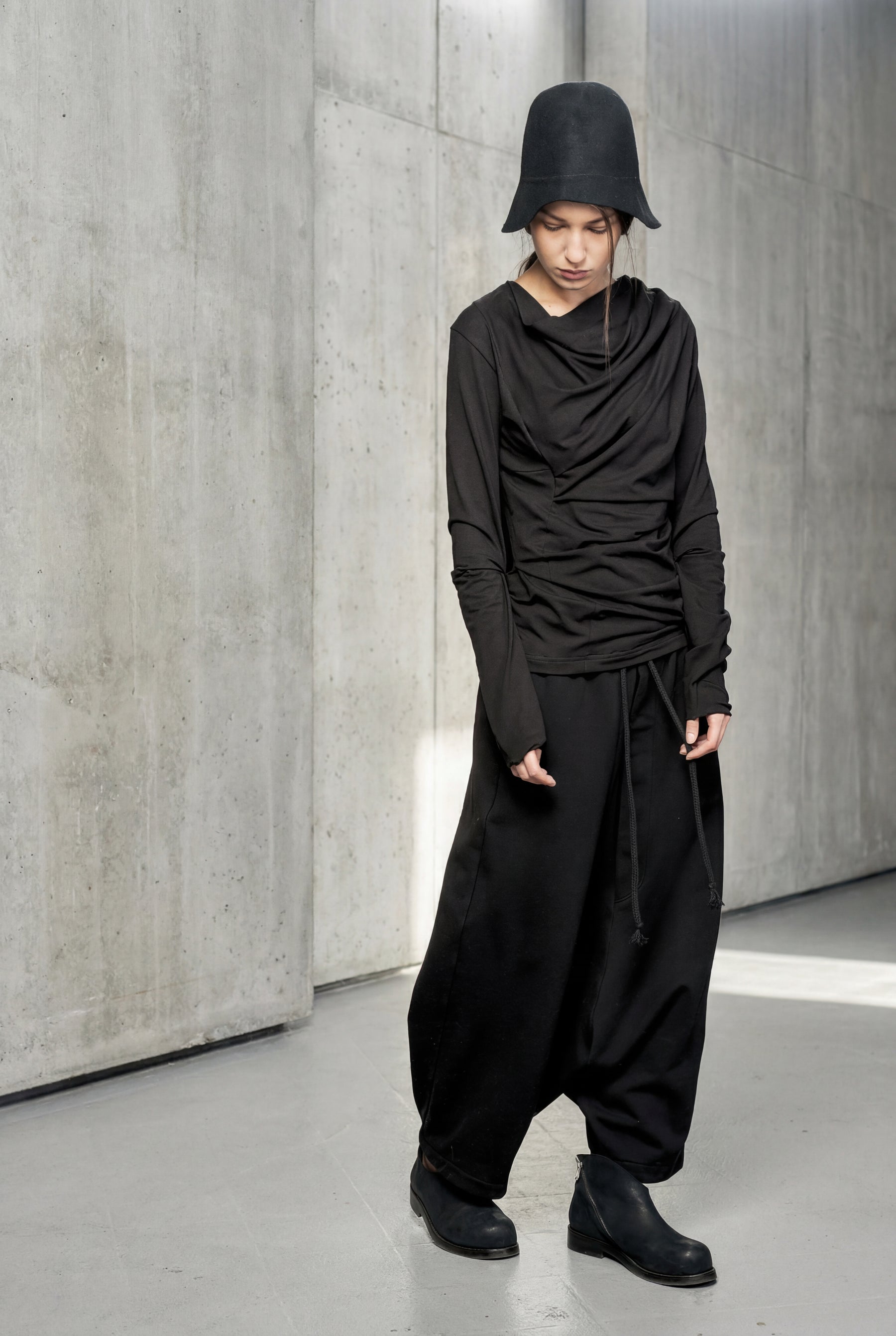 BLACK WIDE DROP CROTCH COTTON PANTS