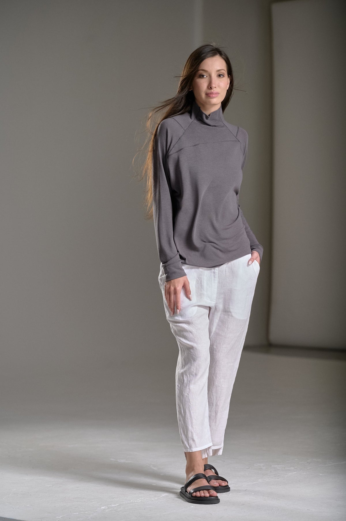 TURTLENECK LOOSE TOP