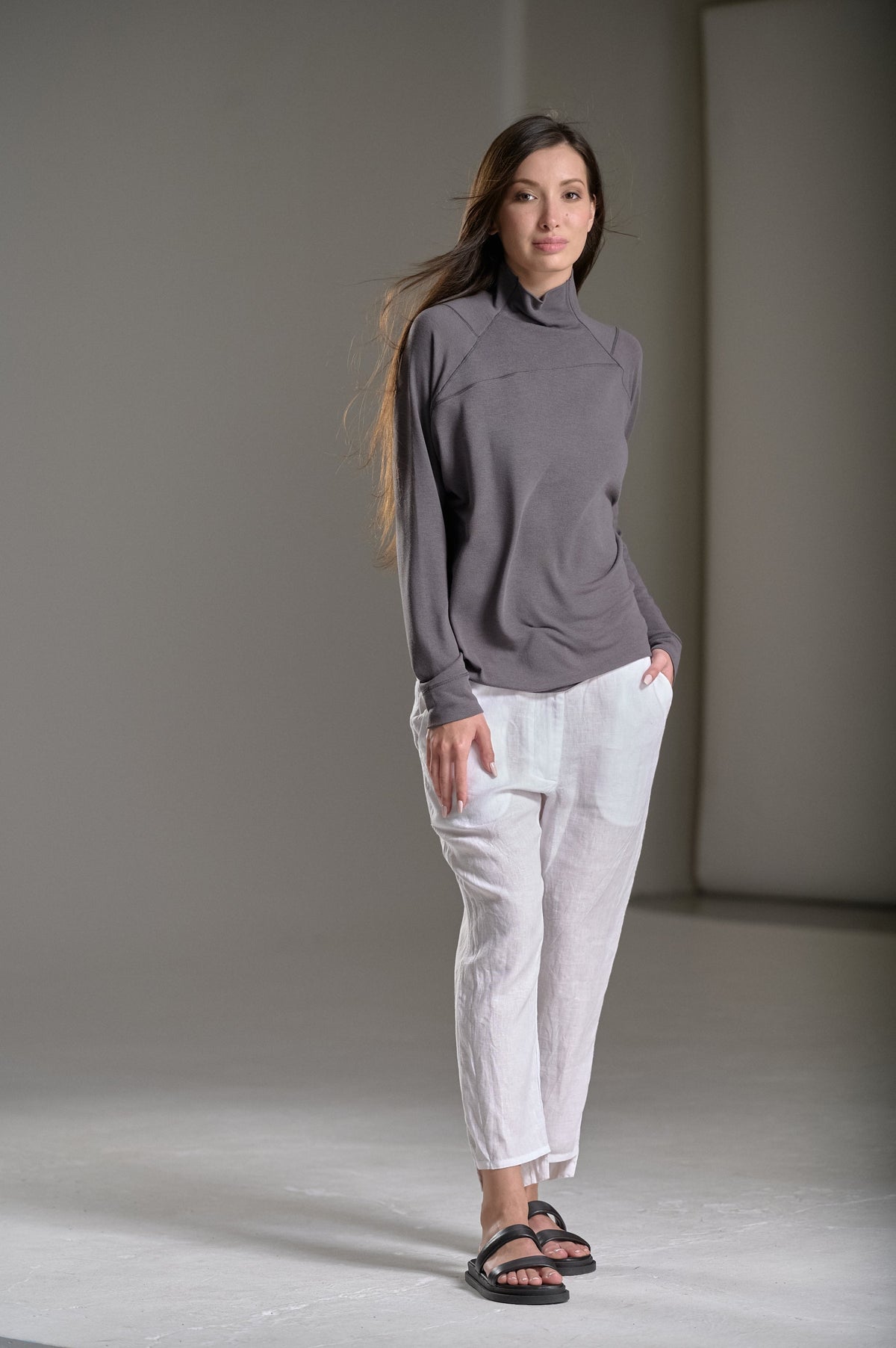 TURTLENECK LOOSE TOP