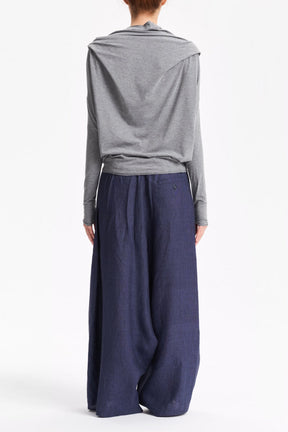 OVERSIZED ASYMMETRICAL TOP