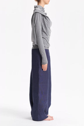 OVERSIZED ASYMMETRICAL TOP