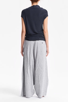 MINIMALIST CAP SLEEVED TOP