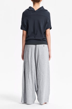 OVERSIZED SHORT SLEEVED BAT TOP