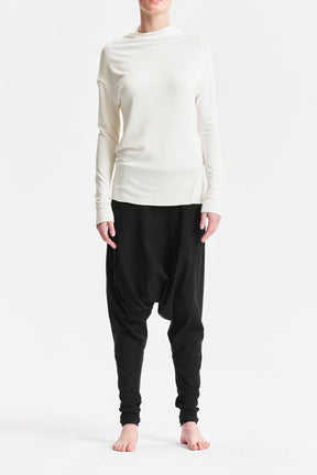 MINIMALIST LONG SLEEVED TOP
