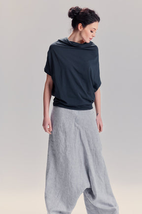 OVERSIZED SHORT SLEEVED BAT TOP