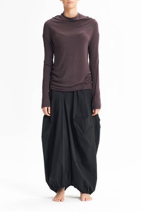 MINIMALIST LONG SLEEVED TOP