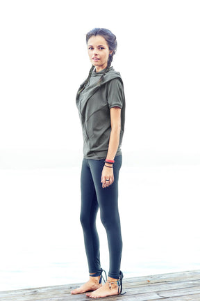 OVERSIZED ASYMMETRICAL SHORT SLEEVED TOP