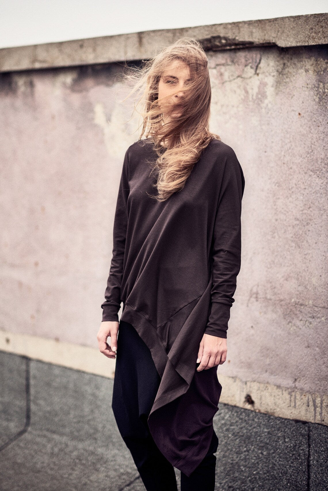 ASYMMETRICAL TUNIC TOP