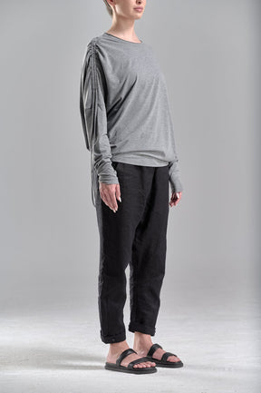 DRAPED SHOULDER LONG SLEEVED LOOSE TOP