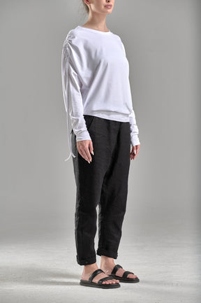 DRAPED SHOULDER LONG SLEEVED LOOSE TOP
