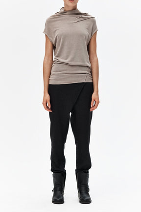 MINIMALIST CAP SLEEVED TOP