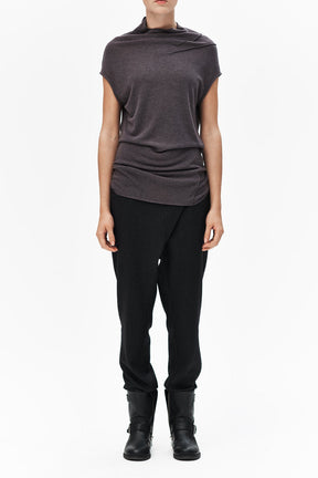 MINIMALIST CAP SLEEVED TOP
