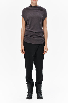MINIMALIST CAP SLEEVED TOP
