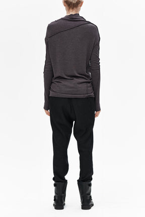 MINIMALIST LONG SLEEVED TOP