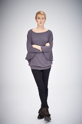BAT WINGED TOP