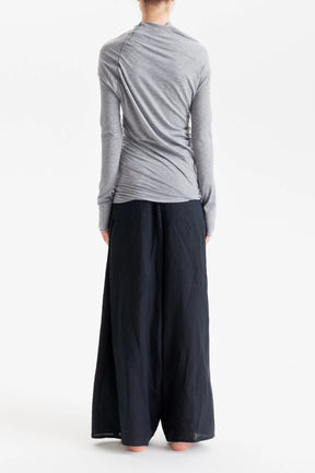 TWISTED LONG SLEEVED BLOUSE