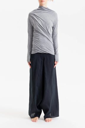 TWISTED LONG SLEEVED BLOUSE