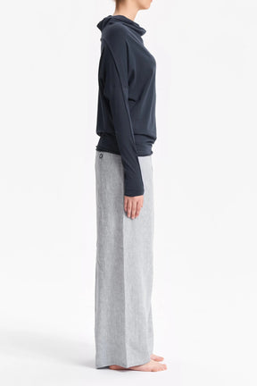 OVERSIZED LONG SLEEVED BAT BLOUSE