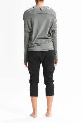 OVERSIZED LONG SLEEVED BAT BLOUSE