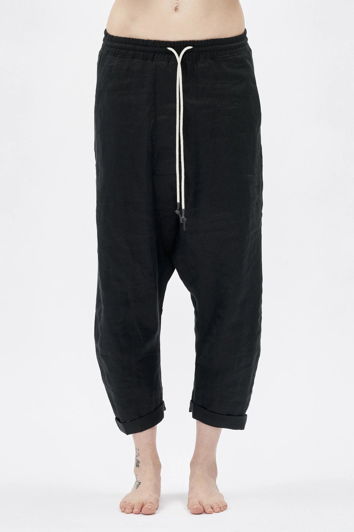 BLACK DROPPED CROTCH LINEN PANTS