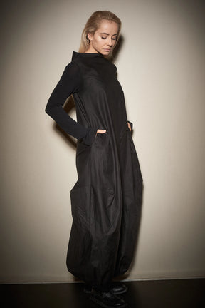 LONG SLEEVED DISTORTED MAXI DRESS