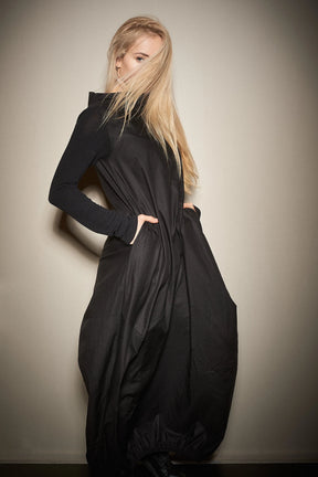 LONG SLEEVED DISTORTED MAXI DRESS