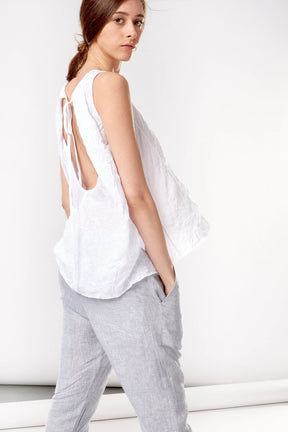 WHITE WRINKLED CASUAL OPEN BACK TANK TOP