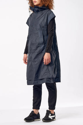 SHORT SLEEVED ANORAK