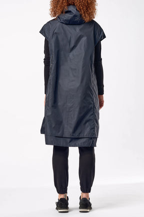 SHORT SLEEVED ANORAK