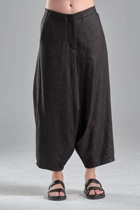 CROPPED LOW CROTCH WOOL PANTS