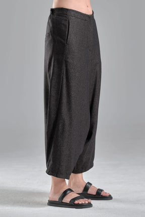 CROPPED LOW CROTCH WOOL PANTS