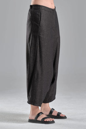CROPPED LOW CROTCH WOOL PANTS