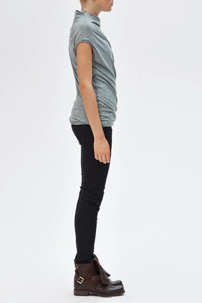 TWISTED CAP SLEEVED BLOUSE